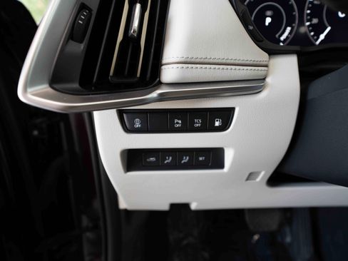 Used 2024 MAZDA CX-90 Plug-In Hybrid w/ Premium Plus AWD/4WD image 11