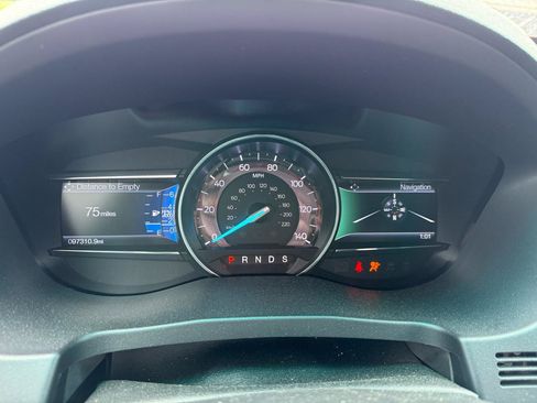 Used 2017 Ford Explorer Limited FWD image 11