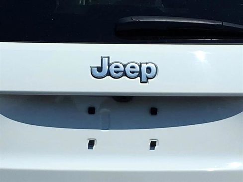 Used 2015 Jeep Grand Cherokee Summit w/ Platinum Series Group AWD/4WD image 7