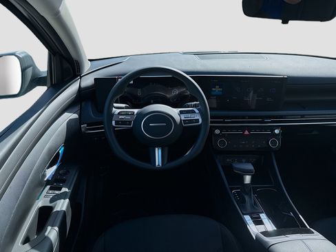 New 2026 Hyundai Tucson SEL image 15