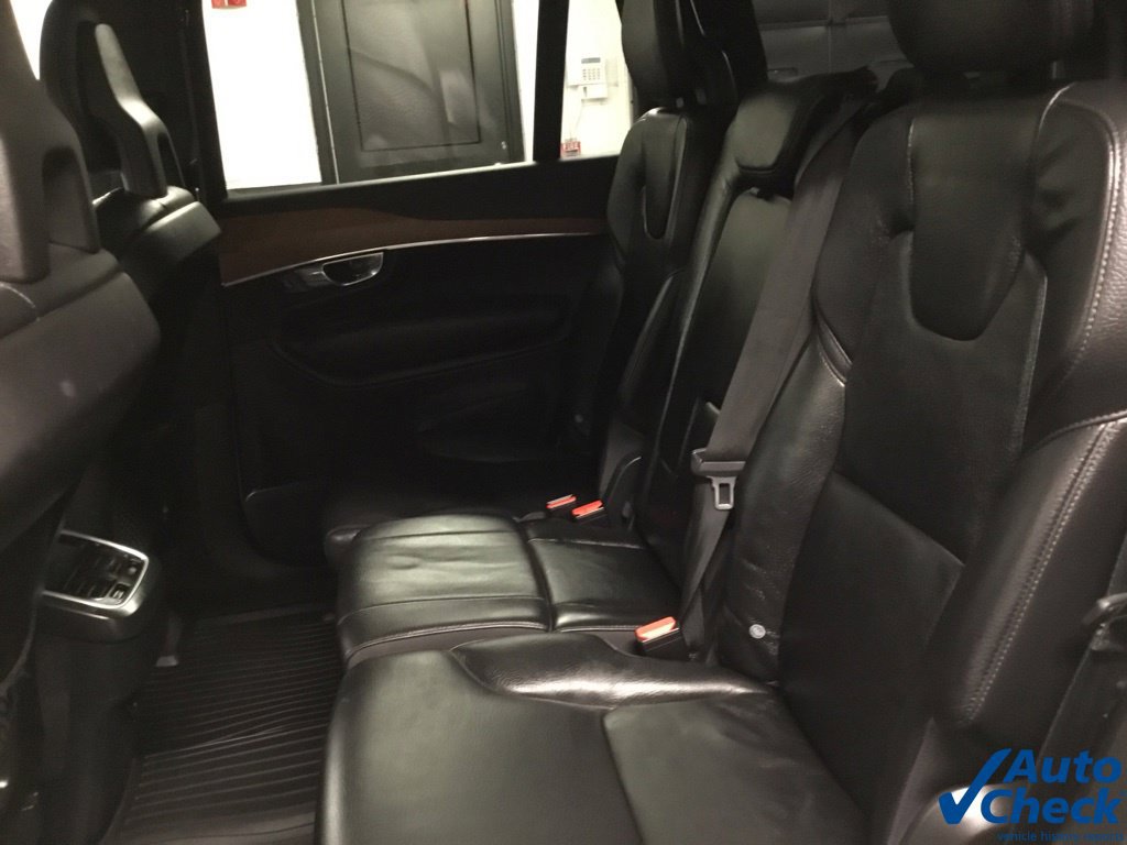 Used 2021 Volvo XC90 T6 Momentum AWD/4WD image 31