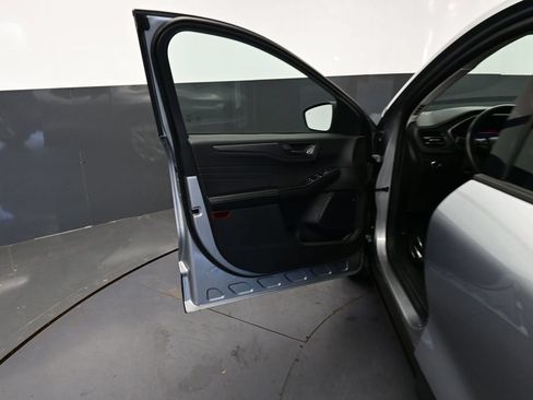 Used 2024 Ford Escape Active AWD/4WD image 25