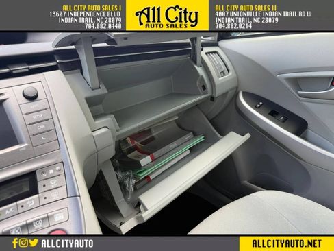 Used 2012 Toyota Prius Three FWD image 35