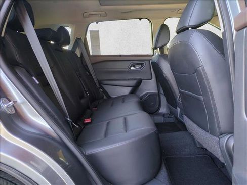 Used 2023 Nissan Rogue SV w/ SV Premium B Package FWD image 19