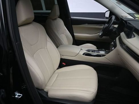 Used 2023 INFINITI QX60 Sensory w/ Vision Package AWD/4WD image 30
