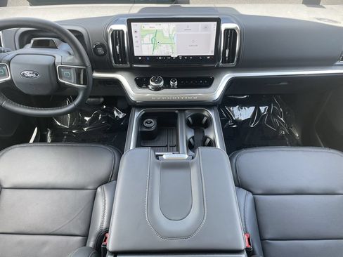 New 2026 Ford Expedition Platinum w/ Driver's Package AWD/4WD image 14
