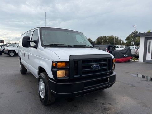 Used 2009 Ford E-250 and Econoline 250 image 4