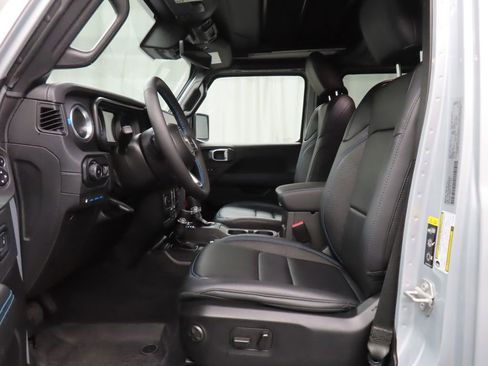 Used 2024 Jeep Wrangler High Altitude image 9