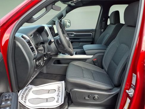 New 2026 RAM 1500 Big Horn AWD/4WD image 5
