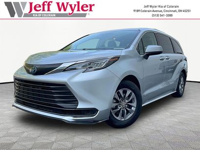 Used 2021 Toyota Sienna LE