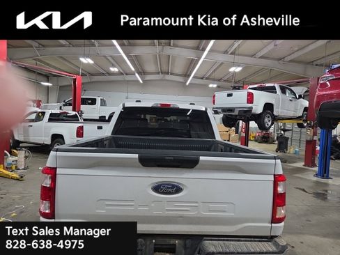 Used 2022 Ford F150 XL w/ Trailer Tow Package image 4