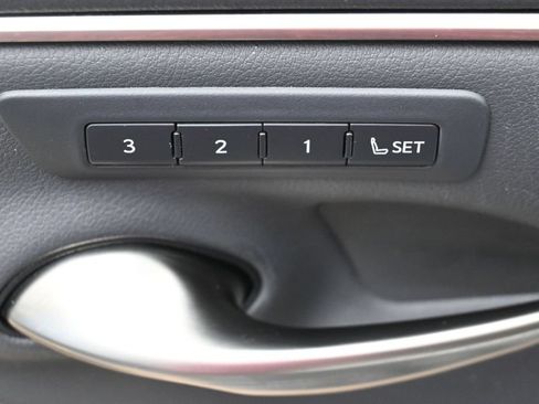 Used 2019 Lexus ES 350 w/ Premium Package FWD image 15