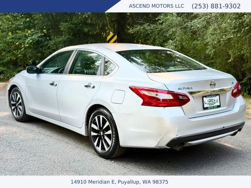 Used 2018 Nissan Altima 2.5 SV FWD image 3