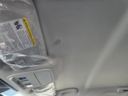 Used 2025 Ford Mustang Mach-E Premium image 22