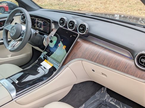 New 2026 Mercedes-Benz GLC 300 300 image 33