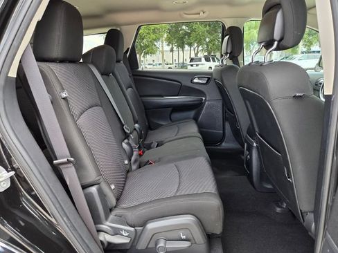 Certified 2020 Dodge Journey SE w/ SE Popular Equipment Group FWD image 18