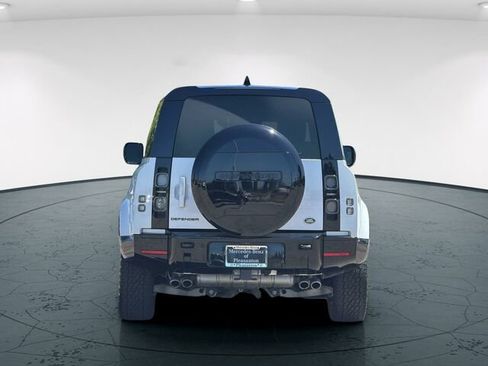 Used 2023 Land Rover Defender 90 V8 AWD/4WD image 6