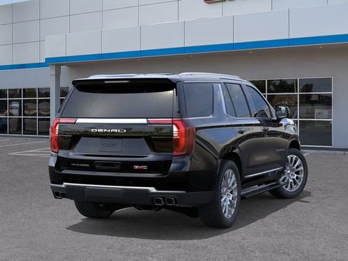 New 2026 GMC Yukon Denali w/ Denali Reserve Package AWD/4WD image 4