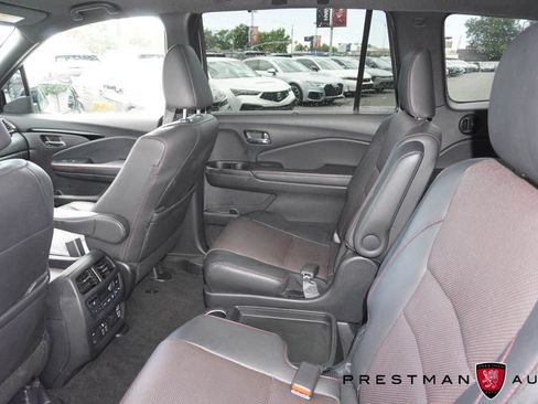 Used 2022 Honda Pilot Black Edition image 46