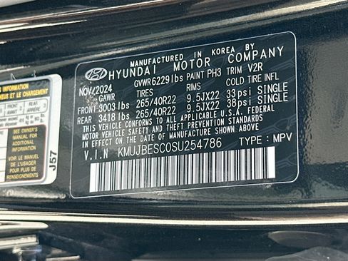 Used 2025 Genesis GV80 3.5T e-SC AWD/4WD image 36