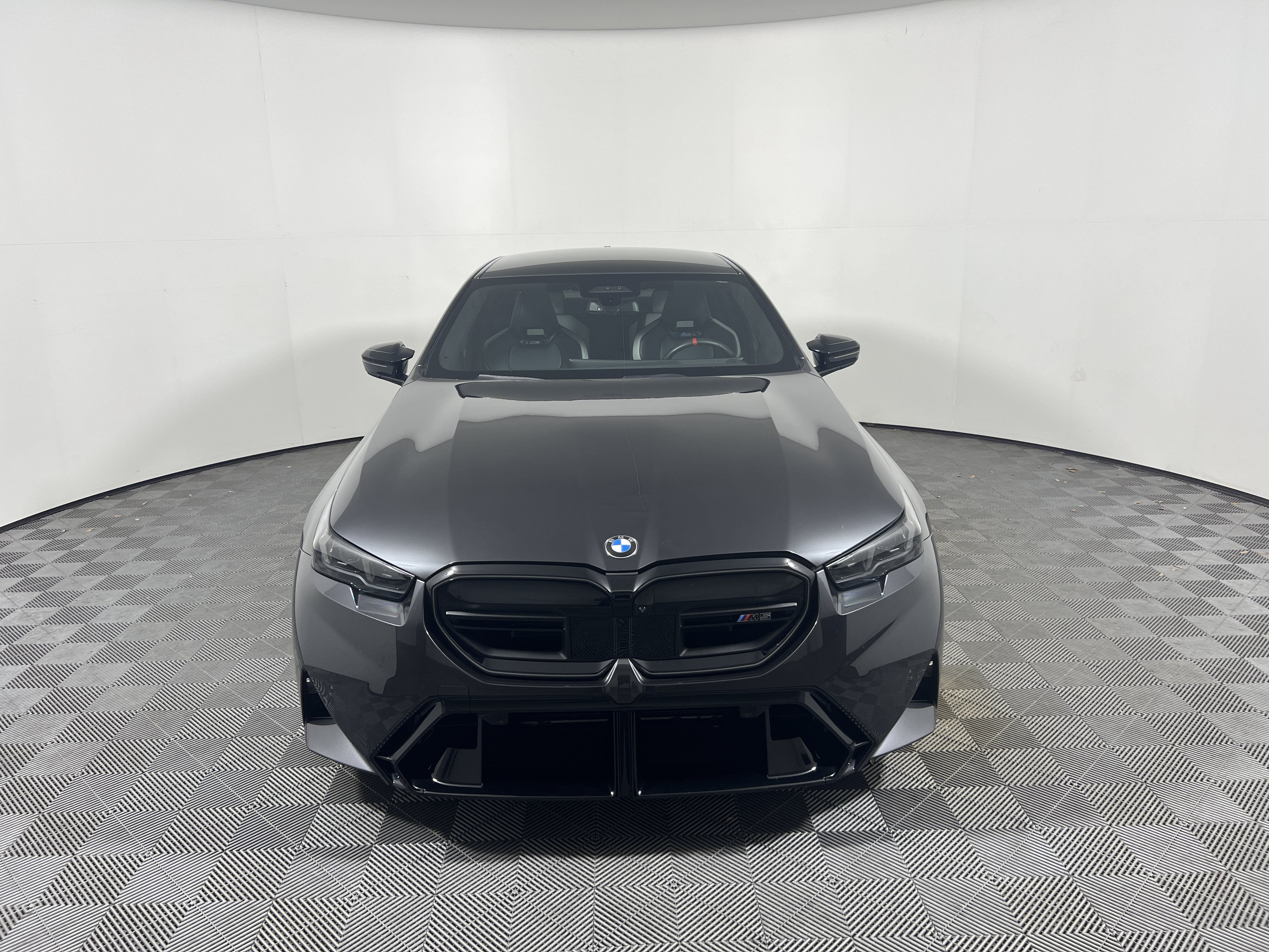 Used 2025 BMW M5 w/ Executive Package AWD/4WD image 8