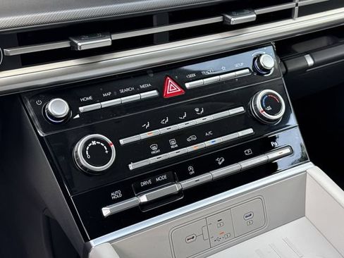 New 2026 Hyundai Santa Fe SE FWD image 31