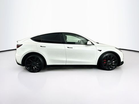 Used 2022 Tesla Model Y Performance AWD/4WD image 10
