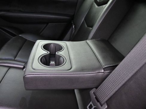 Used 2020 Cadillac XT5 Luxury image 32