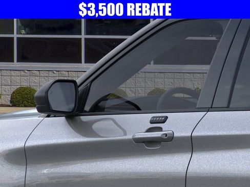 New 2026 Ford Explorer Active image 27