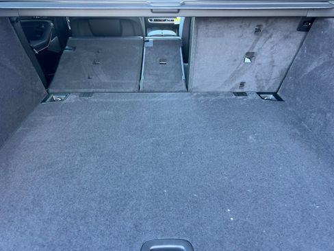 New 2026 BMW X5 xDrive40i w/ M Sport Package image 28