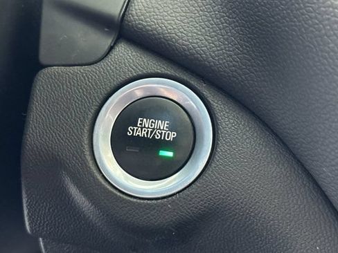 Used 2024 Chevrolet Equinox LT FWD image 25