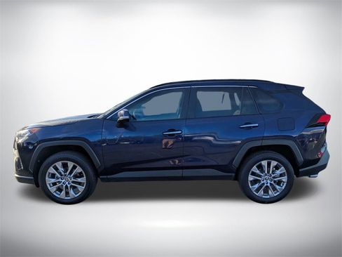 Used 2021 Toyota RAV4 Limited image 7