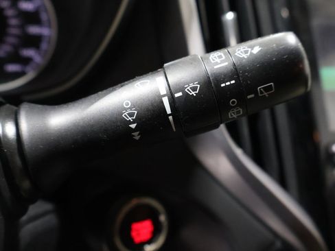 Used 2019 Subaru Ascent Premium image 39