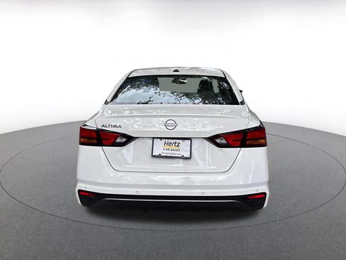 Used 2026 Nissan Altima 2.5 SV FWD image 6
