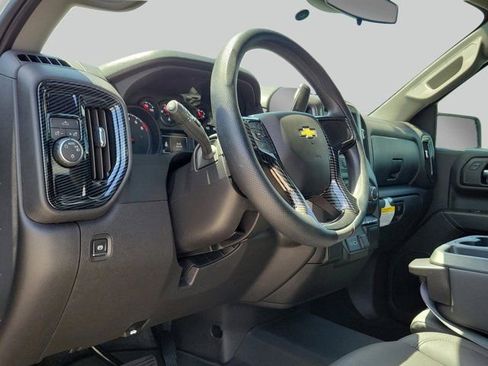 Used 2026 Chevrolet Silverado 1500 W/T w/ WT Value Package RWD image 9