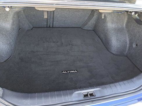 Used 2021 Nissan Altima 2.5 SR w/ SR Premium Package image 6