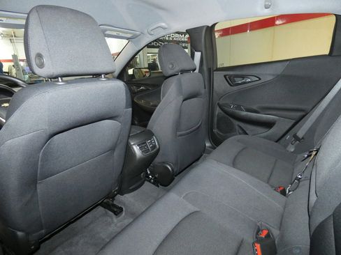 Used 2024 Chevrolet Malibu LT image 20