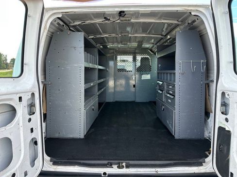 Used 2014 Ford E-250 and Econoline 250 w/ Power Group image 20