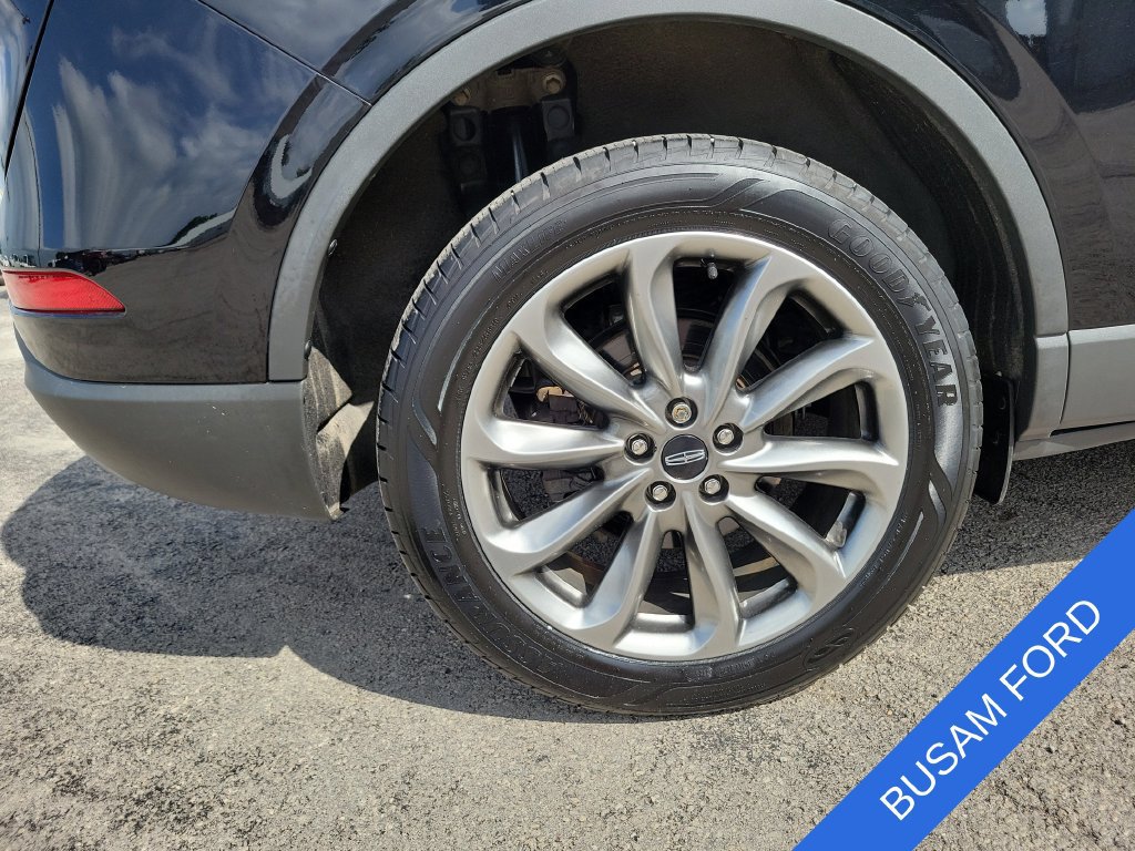 Used 2020 Lincoln Corsair FWD w/ Premium Package image 6