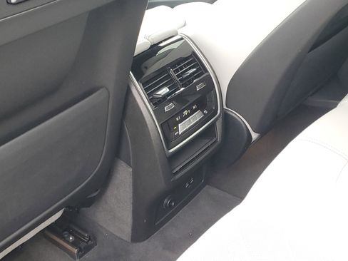 Certified 2025 BMW X5 xDrive40i w/ M Sport Package image 25