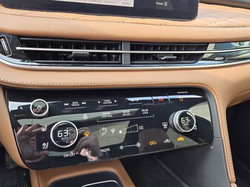 Used 2025 INFINITI QX60 Autograph w/ Cargo Package image 26