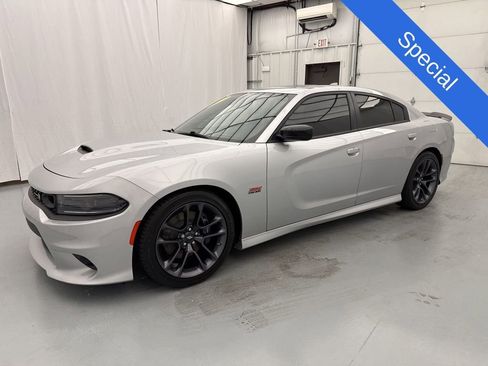 Used 2023 Dodge Charger Scat Pack RWD image 3