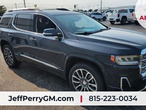 Used 2021 GMC Acadia Denali w/ Denali Ultimate Package AWD/4WD image 3