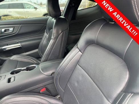 Used 2025 Ford Mustang GT Premium image 7