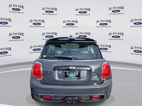 Used 2015 MINI Cooper S image 4