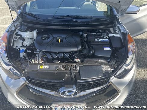 Used 2013 Hyundai Elantra SE image 32