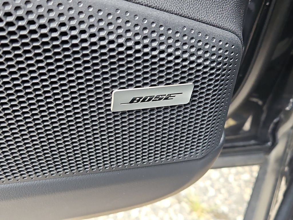 Certified 2026 Porsche Macan 4 Electric AWD/4WD image 22