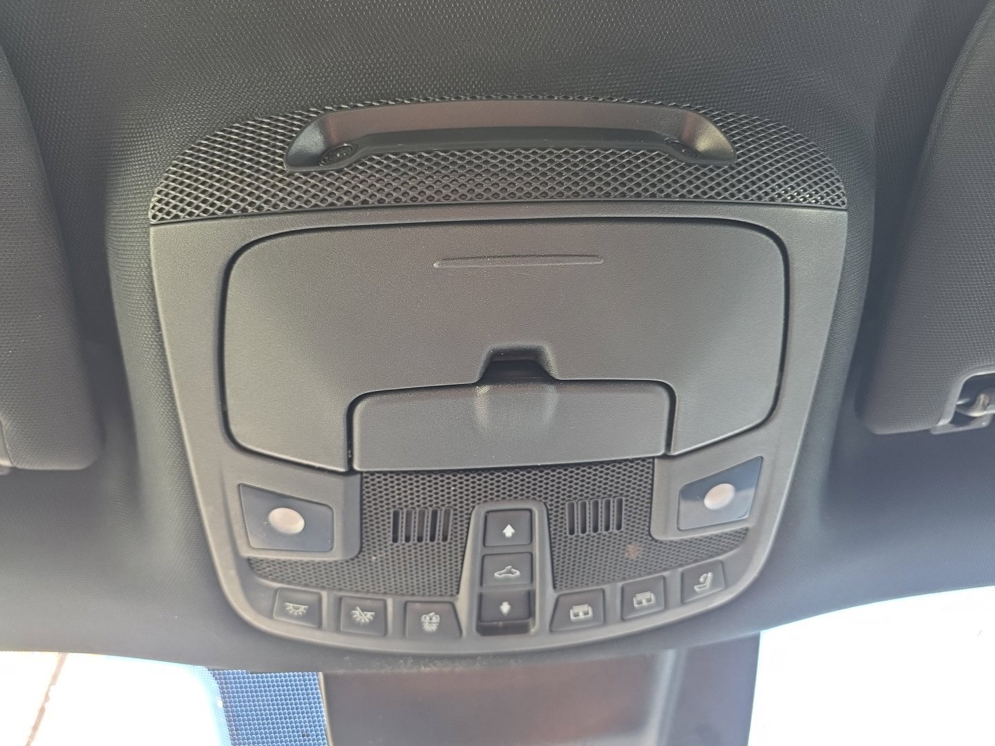 Used 2020 Lincoln Navigator L Reserve w/ Equipment Group 208A Reserve AWD/4WD image 18