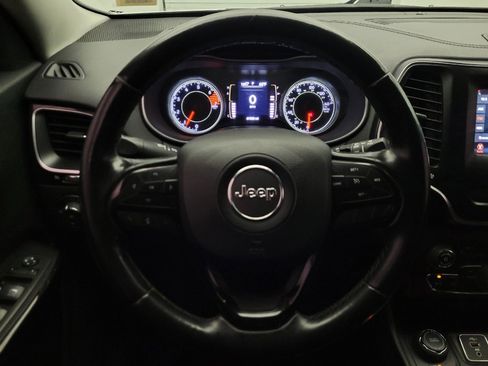 Used 2021 Jeep Cherokee Latitude Plus image 22