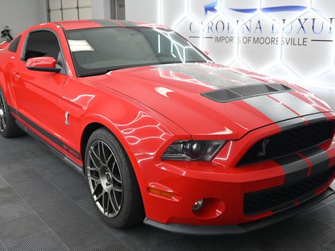 Used 2012 Ford Mustang Shelby GT500 w/ SVT Performance Pkg image 5